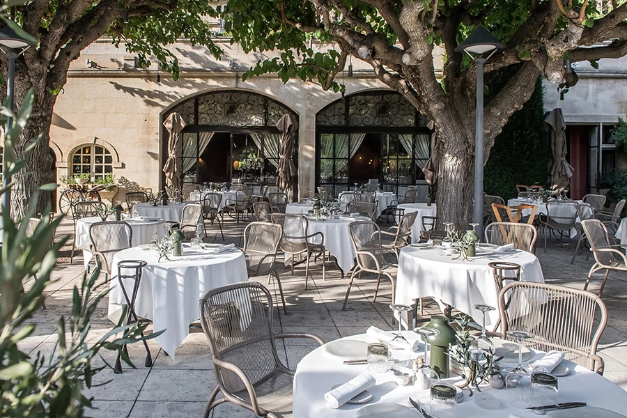 Séjour-romantique-restaurant-Baumanière