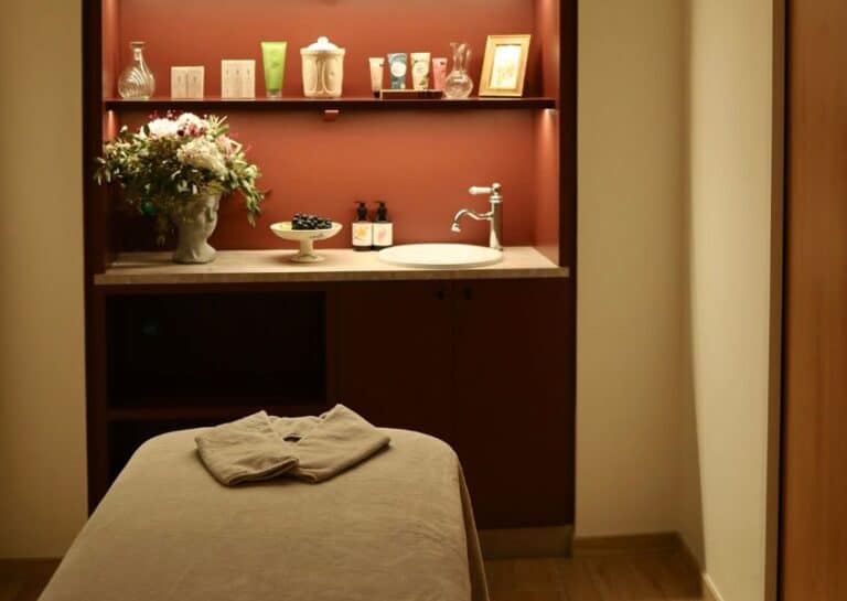 Salle de massage et soins au spa de l’Hôtel Bellevigne Bourgogne