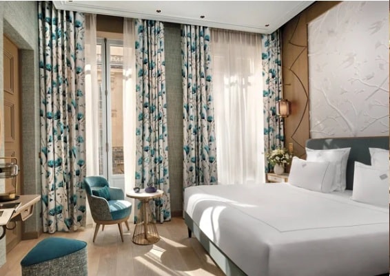 Chambre Deluxe La Demeure Montaigne Paris