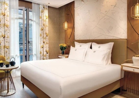 Chambre Privilège La Demeure Montaigne Paris