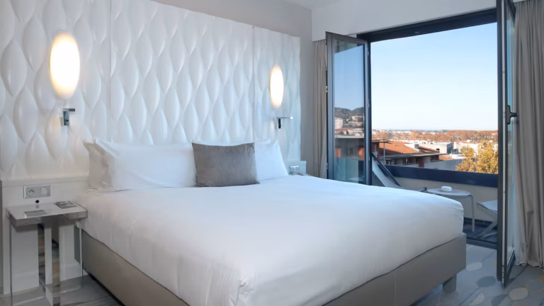 Suite Junior avec espace salon à Aix-en-Provence
