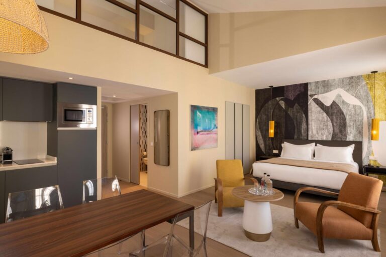 Chambre Deluxe avec mezzanine et espace salon