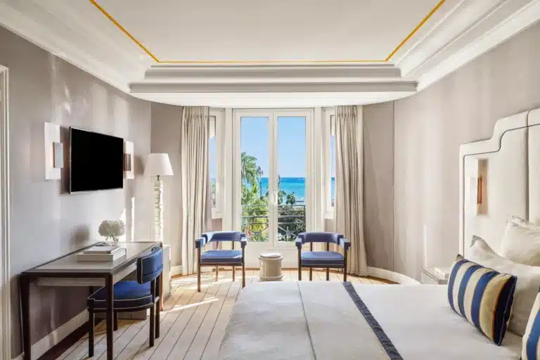 Chambre Prestige Mer avec vue sur la Méditerranée