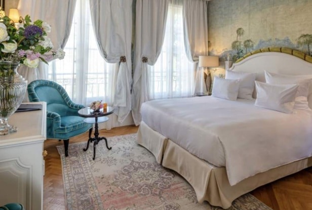 Chambre Classique élégante à la Villa Saint-Ange à Aix-en-Provence