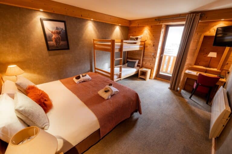 Chambre Montagne Familiale de l'Hôtel & Spa Les Clarines à Corrençon-en-Vercors