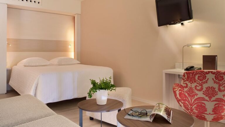 Chambre familiale de l'Oceania Clermont-Ferrand